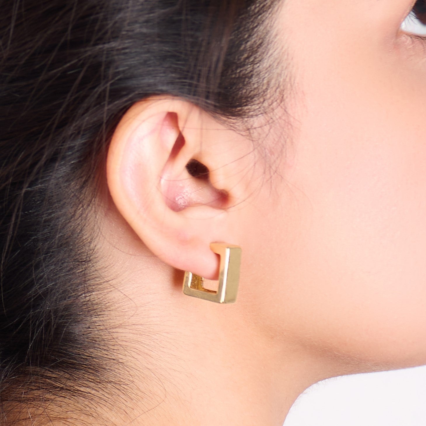 Charlotte Mini Square Earring | 18kt Gold Plated