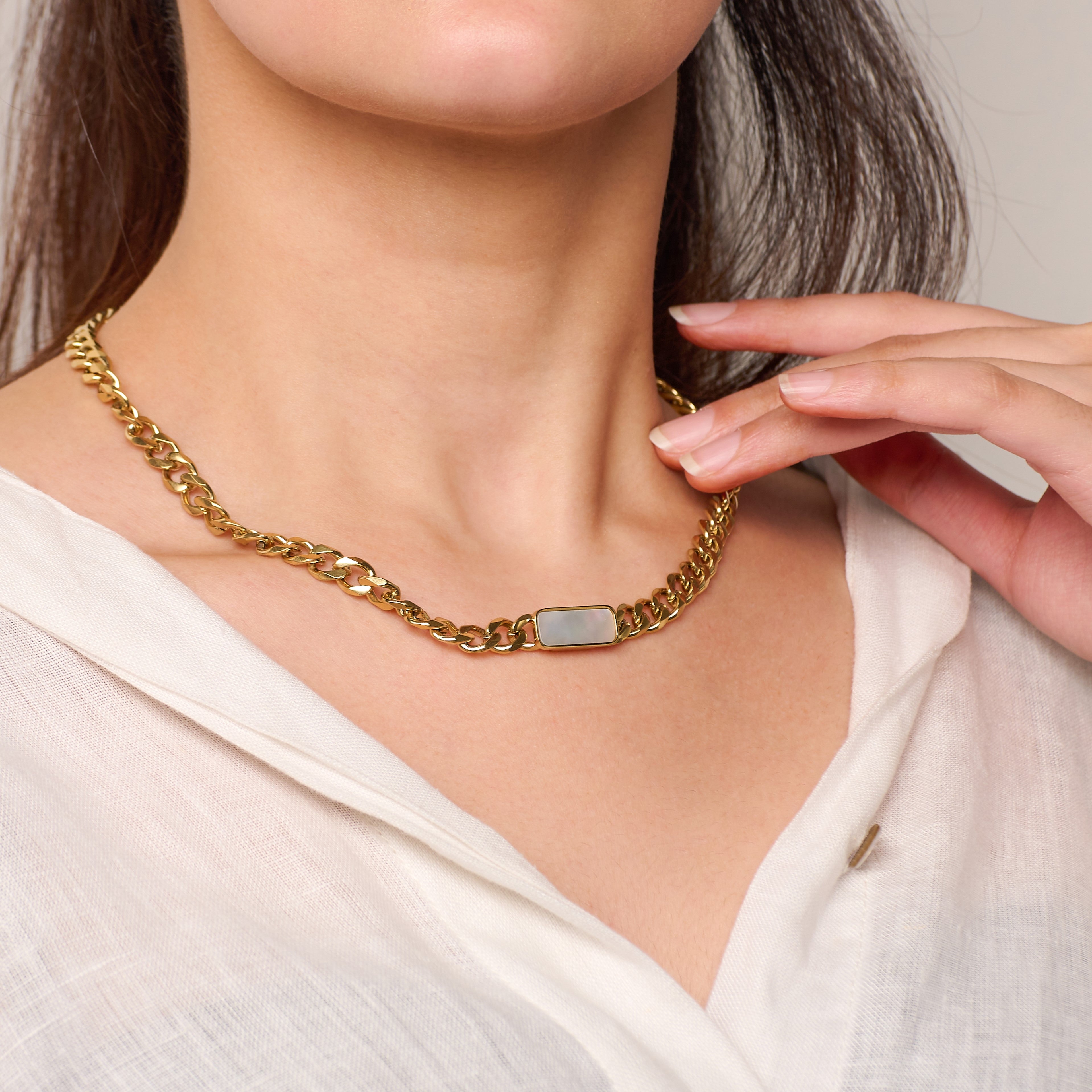 Moon Light Gold Necklace | 18kt Gold Plated
