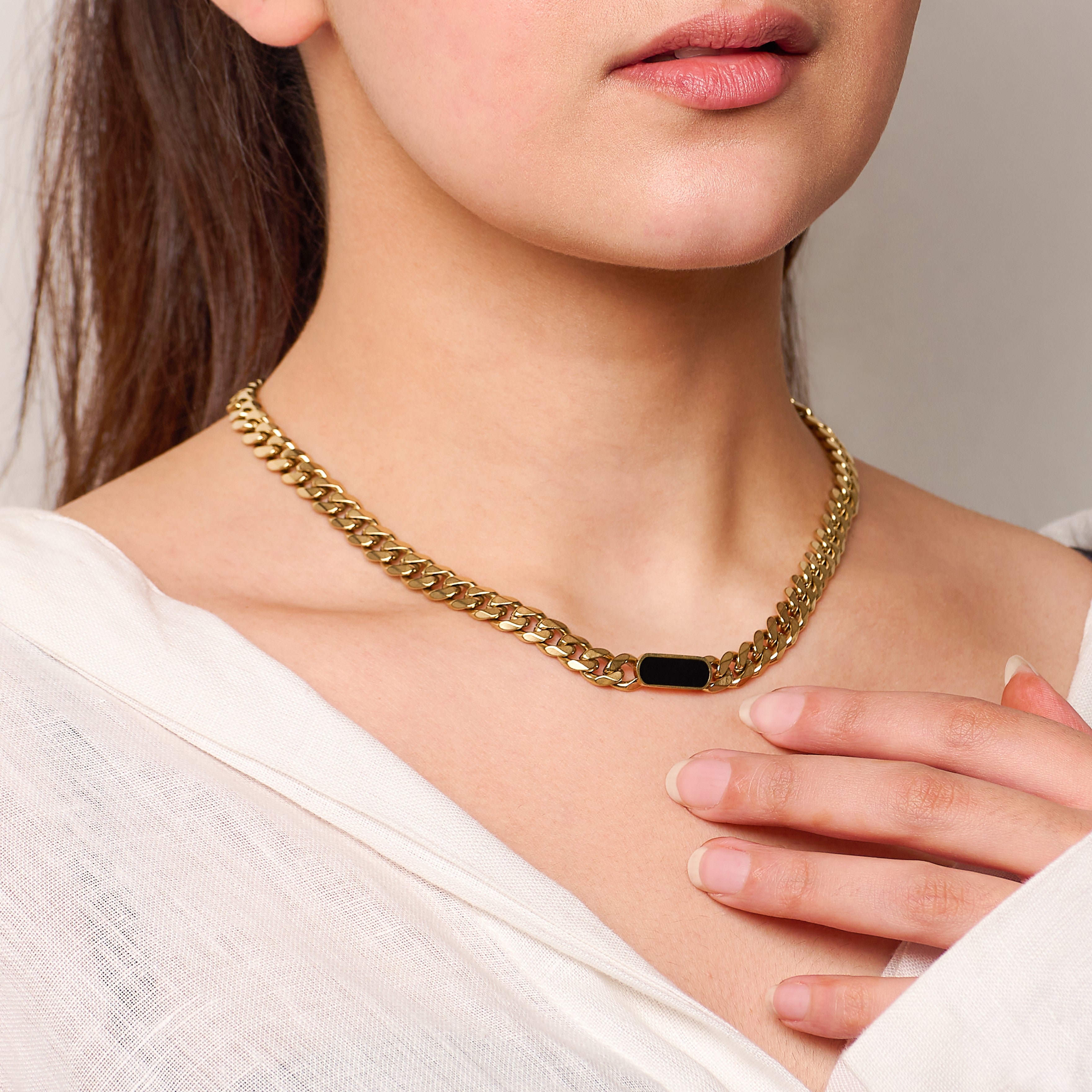 Noir Gold Necklace | 18kt Gold Plated