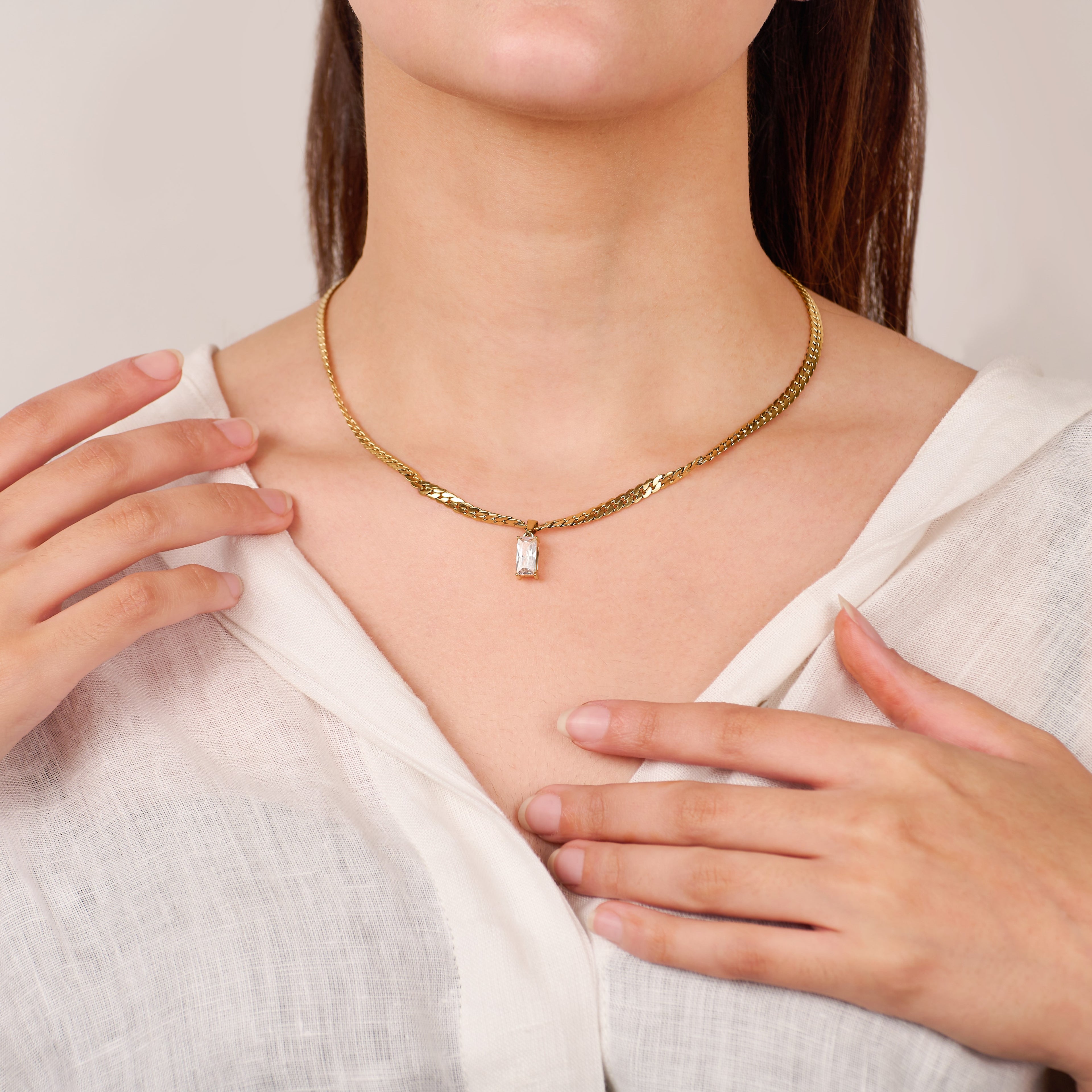 Emma White Stone Necklace | 18kt Gold Plated