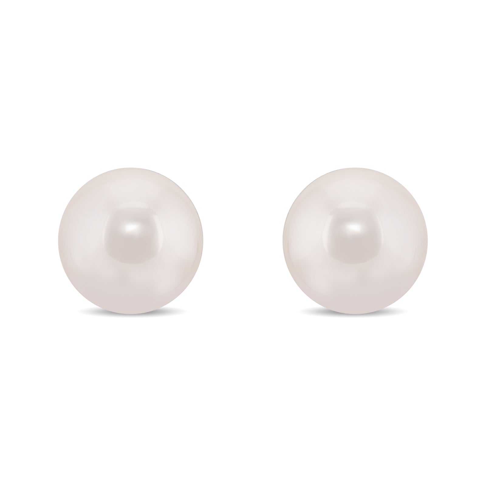 Classic Pearl Studs