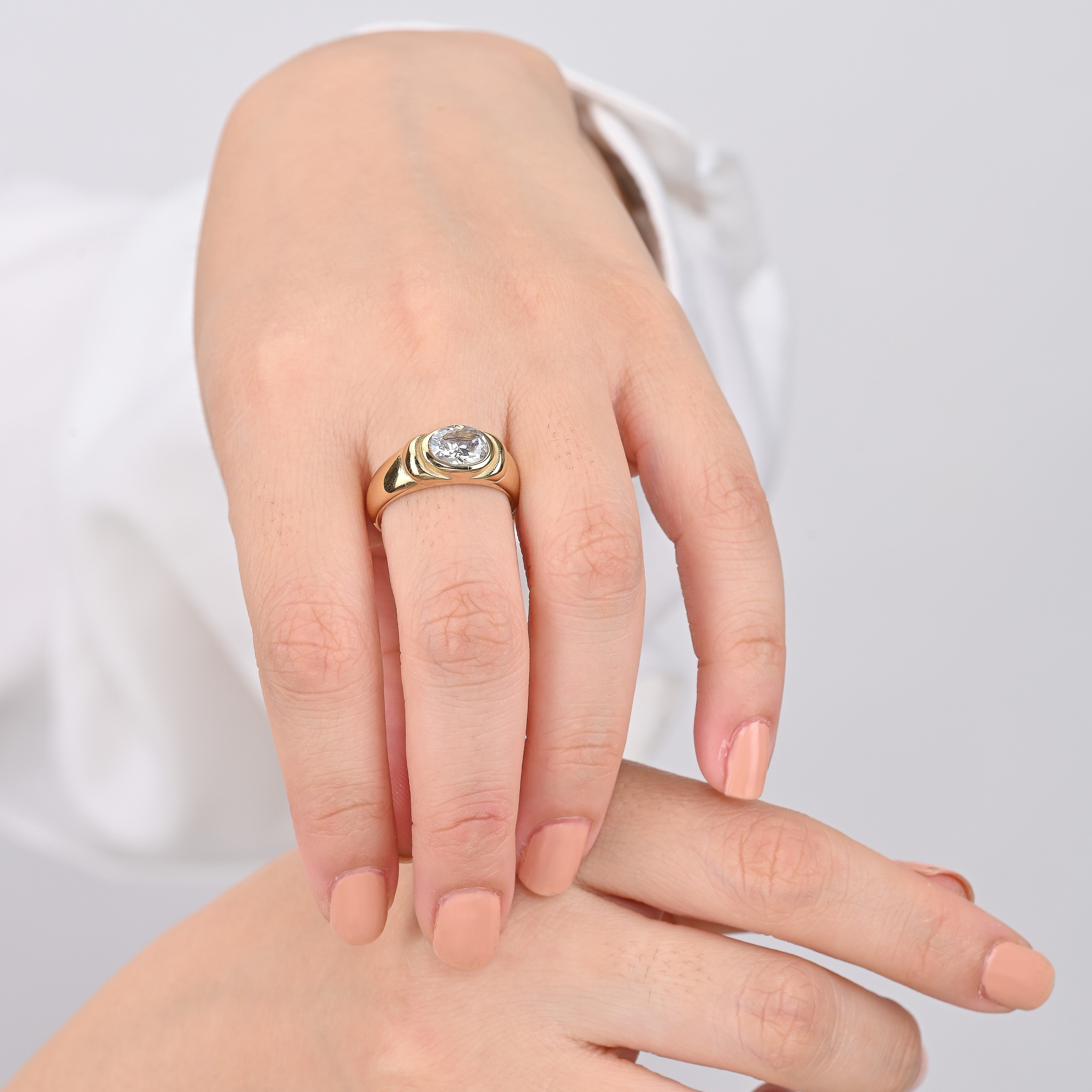 Elevated Stone Ring - White |  18K Gold Plated