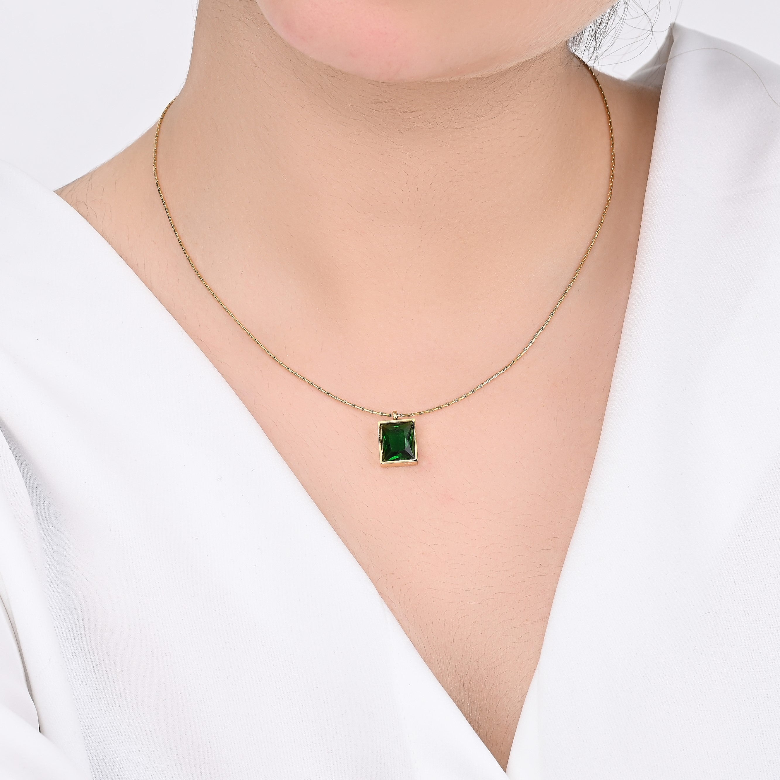 Emerald Green Pendant Necklace