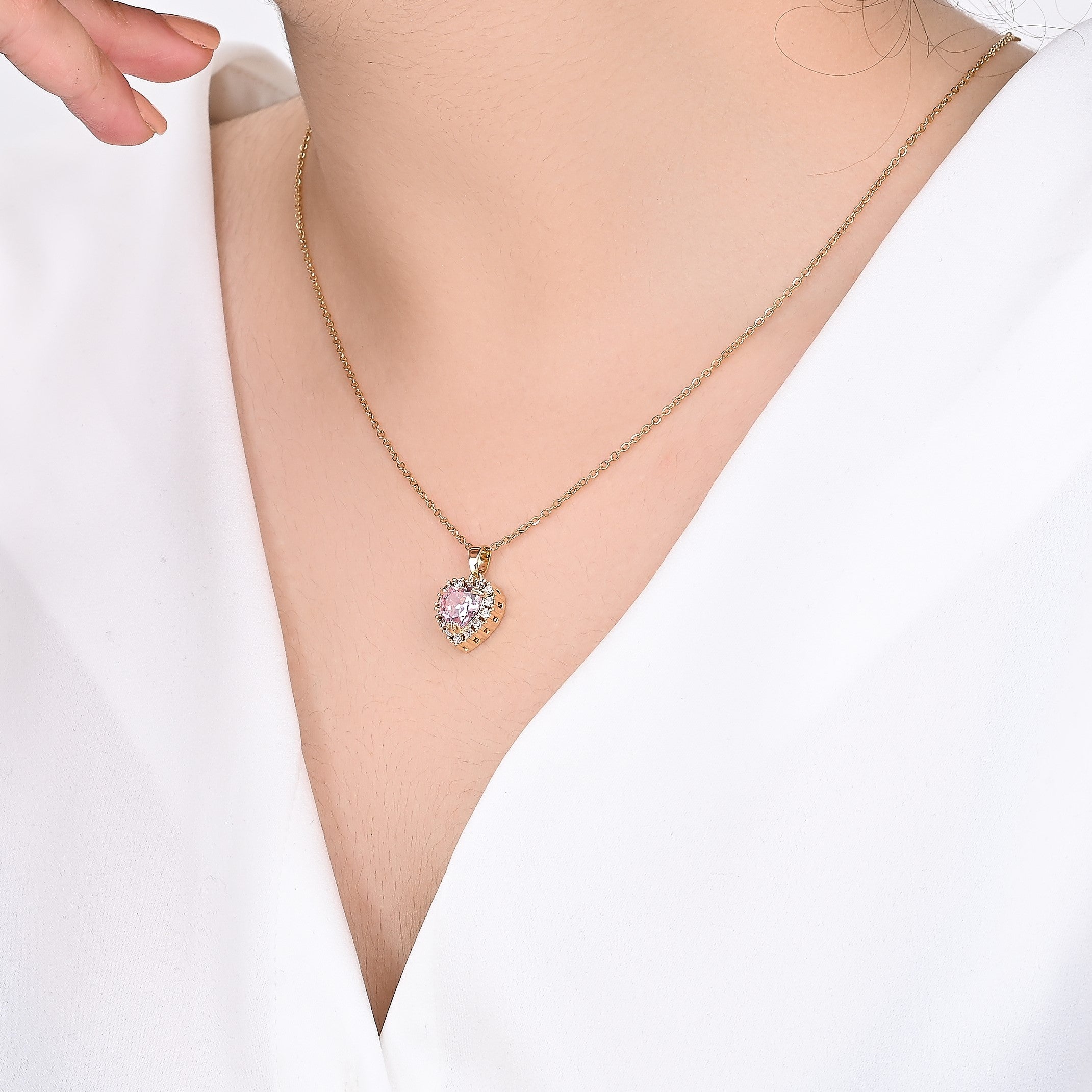 Valentine Heart Pendant Necklace | 18kt Gold Plated